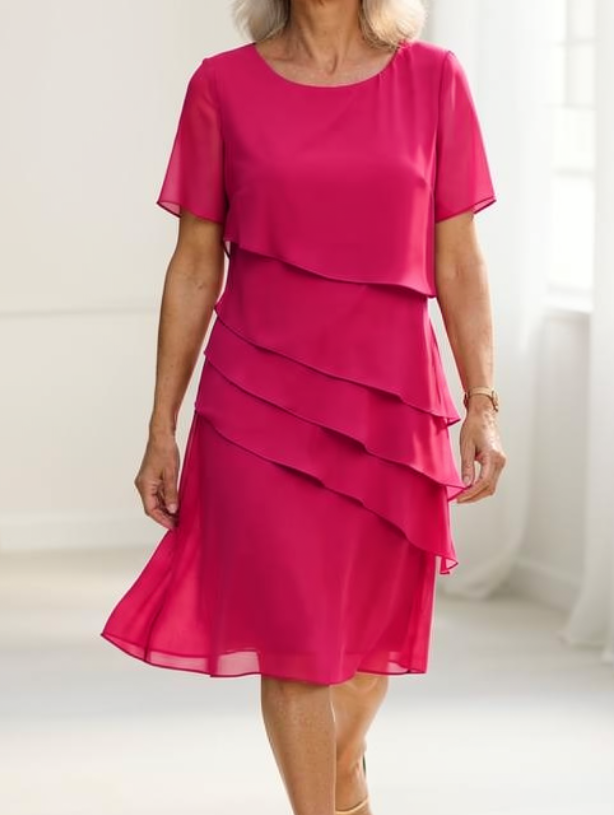 Juliette – Elegantti ja ilmava mekko röyhelöillä