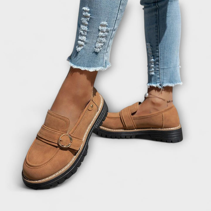 Lora – Rentot Loafers pyöreällä kärjellä
